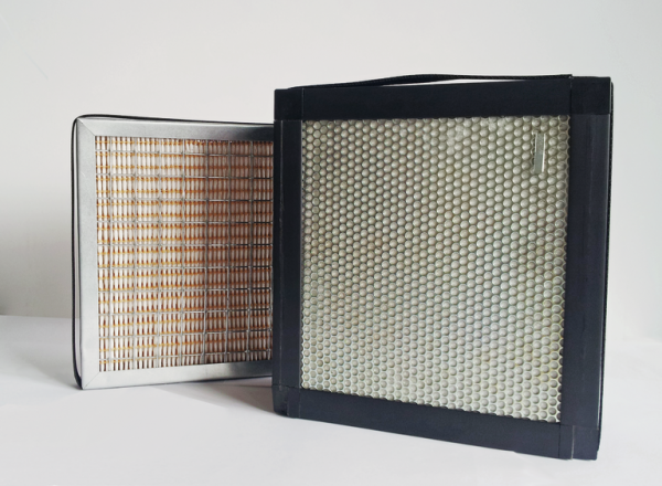Replacement filter set for acids